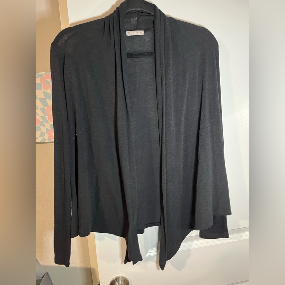 One Clothing Solid Black Basic Staple Piece Cardi… - image 4